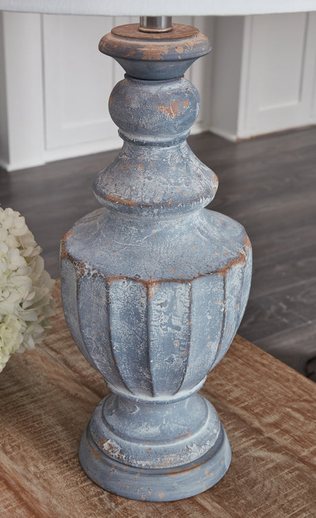 Cylerick 2-Piece Table Lamp Set in Antique Blue from Ashley - Luna Furniture