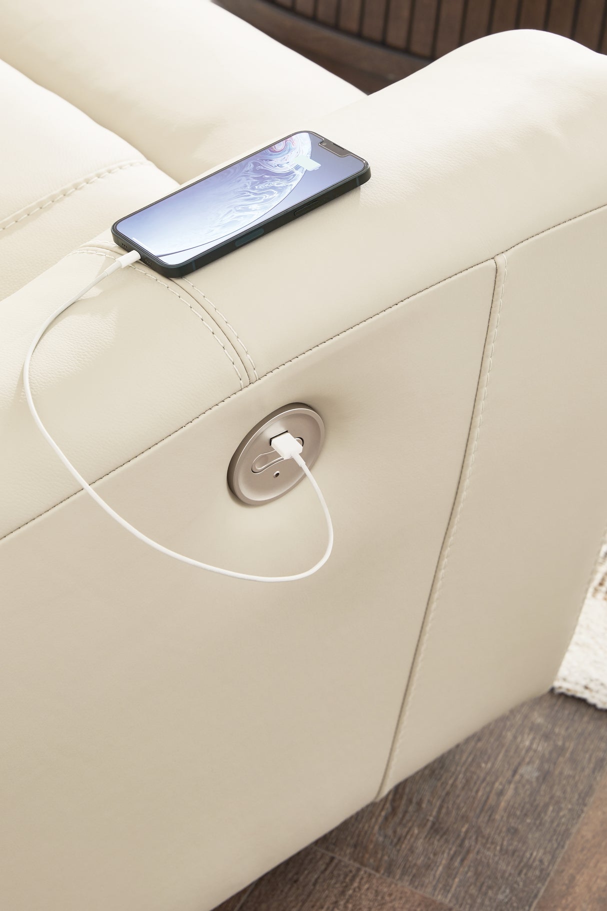 Dahlmoore Almond Power Recliner from Ashley - Luna Furniture