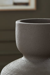 Dalsen Brown Vase from Ashley Furniture - Luna Furniture