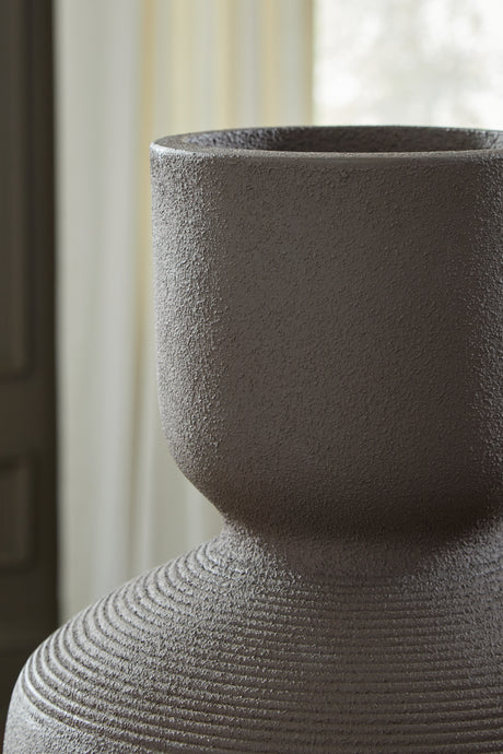 Dalsen Brown Vase from Ashley - Luna Furniture