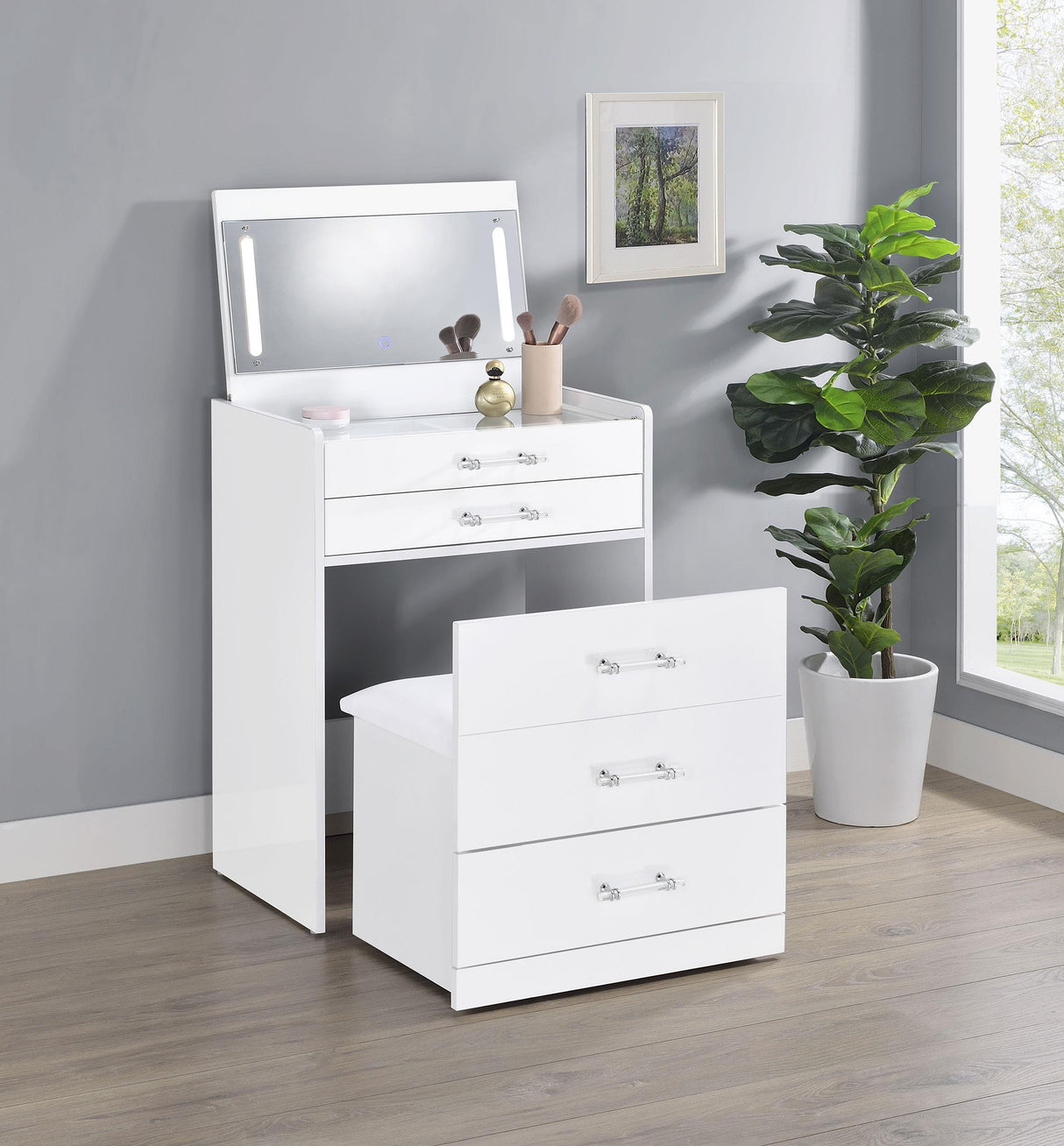 Danbury 3-drawer Makeup Vanity & Stool Set White High Gloss from Coaster - Luna Furniture