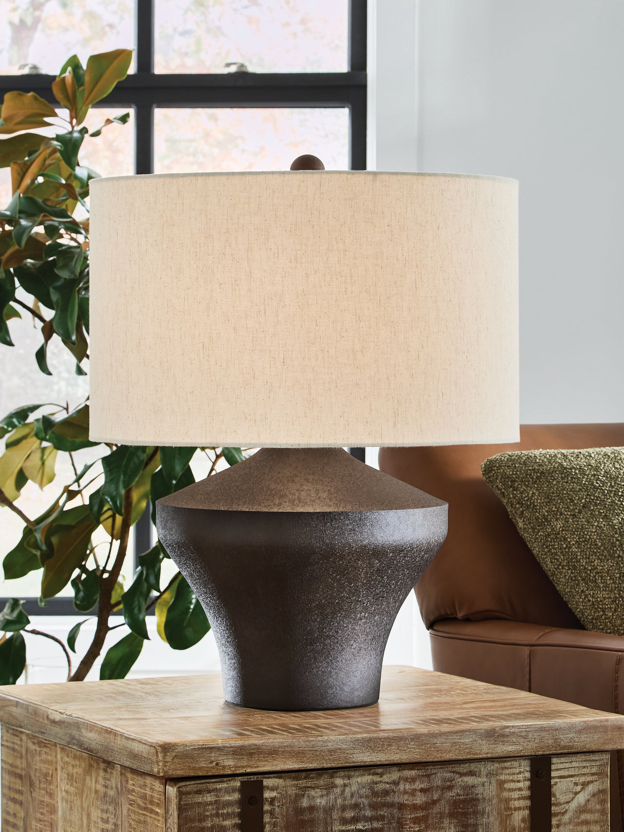 Dolanham Distressed Brown Table Lamp from Ashley - Luna Furniture