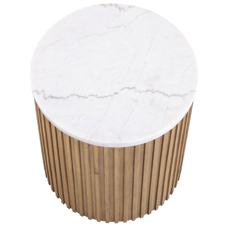 Colvin 18″ Round White Marble Top End Table, Toffee Finish from Steve Silver - Luna Furniture