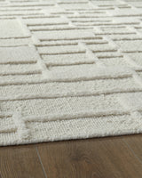 Empriss Ivory Medium Rug from Ashley Furniture - Luna Furniture