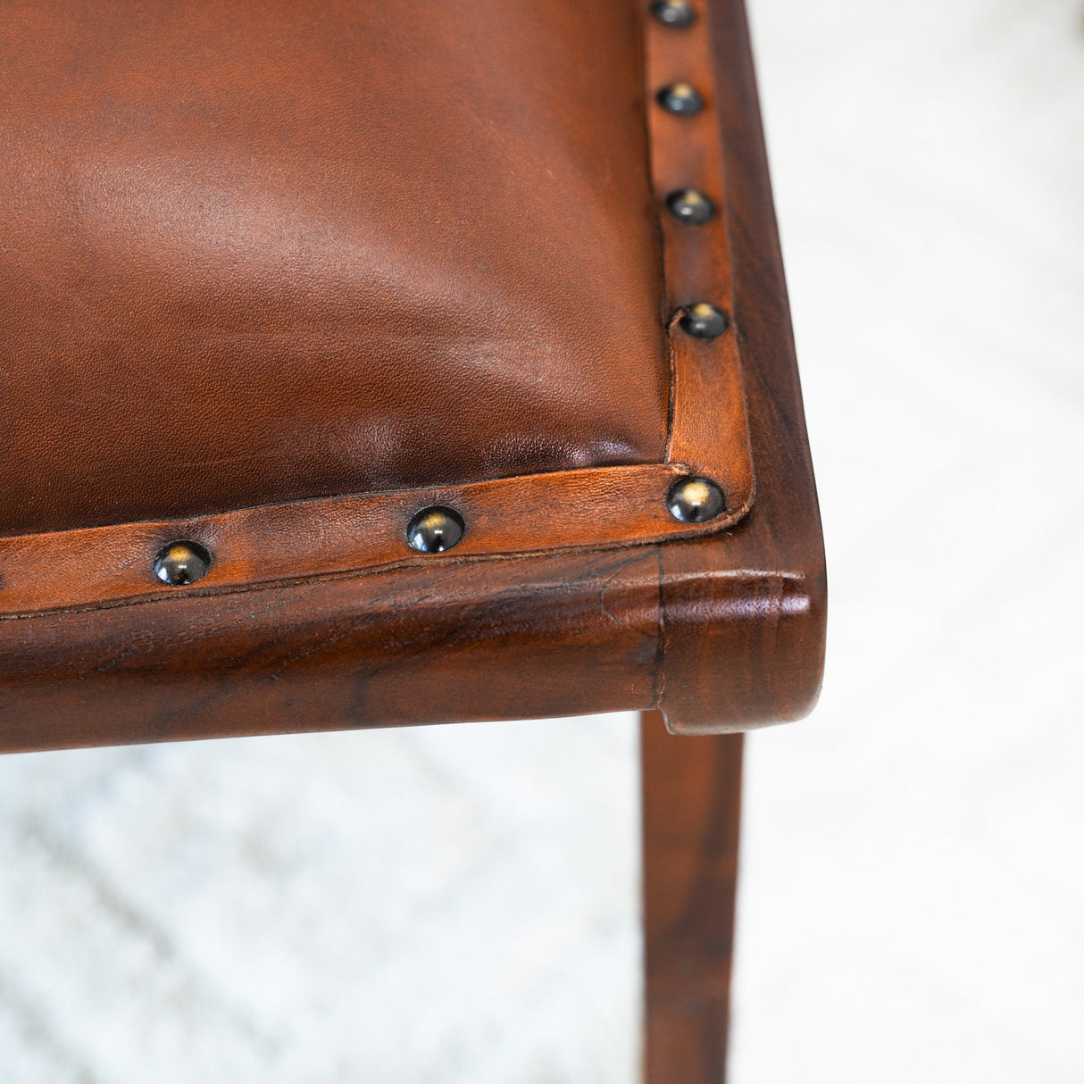 Everett Tan Leather Lounge Chair from Ashcroft Furniture - Luna Furniture