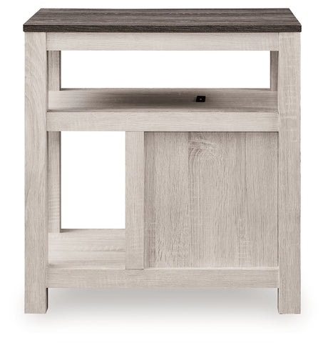 Fendenmore Two-tone Chairside End Table from Ashley - Luna Furniture