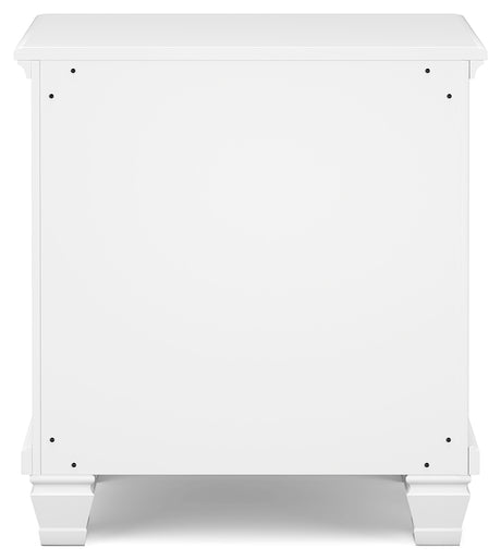 Fortman Full Panel Bed with Mirrored Dresser, Chest and 2 Nightstands in White from Ashley - Luna Furniture