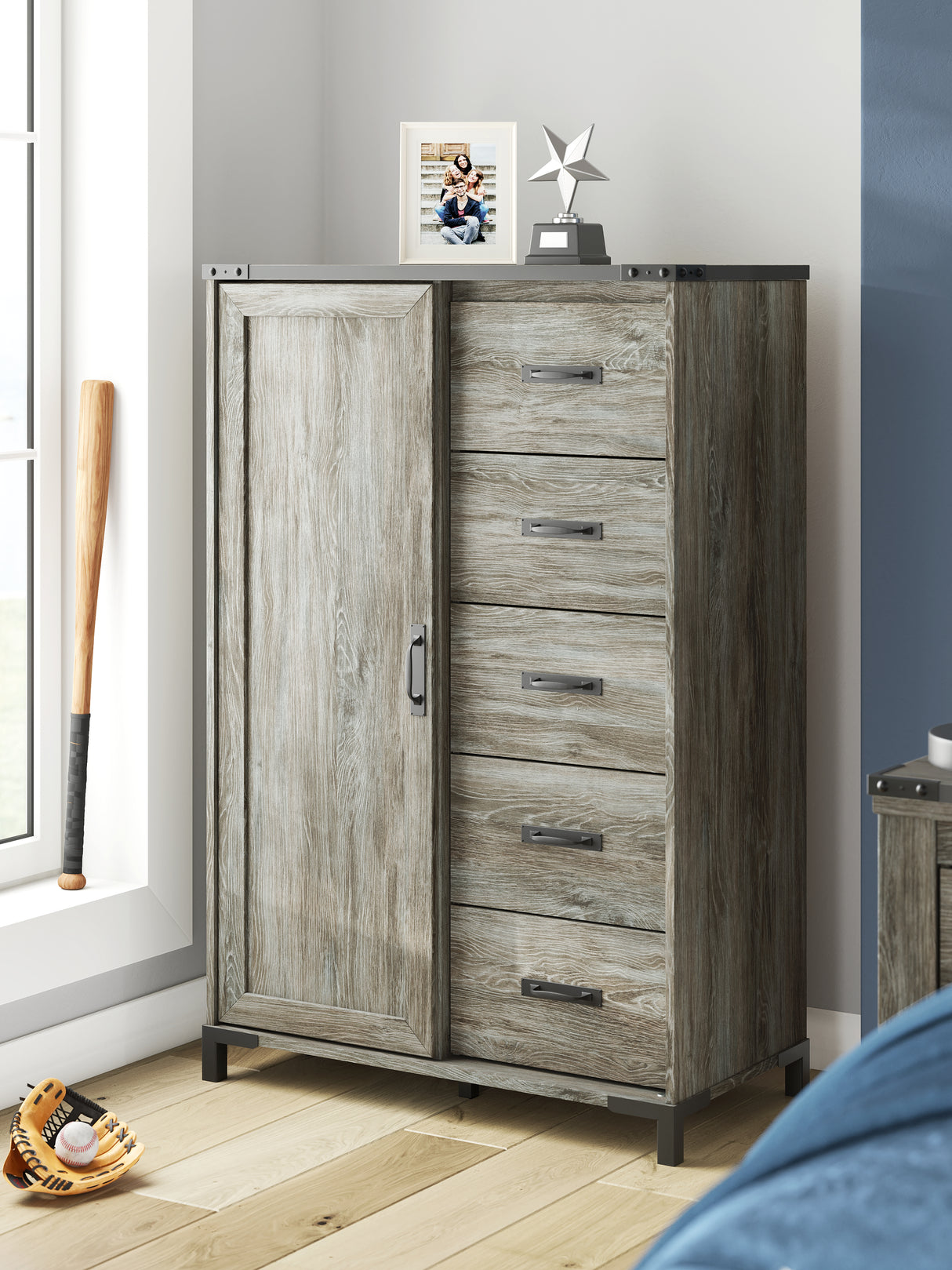 Frandern Queen Panel Bed, Dresser, Mirror, Chest and 2 Nightstands from Ashley - Luna Furniture