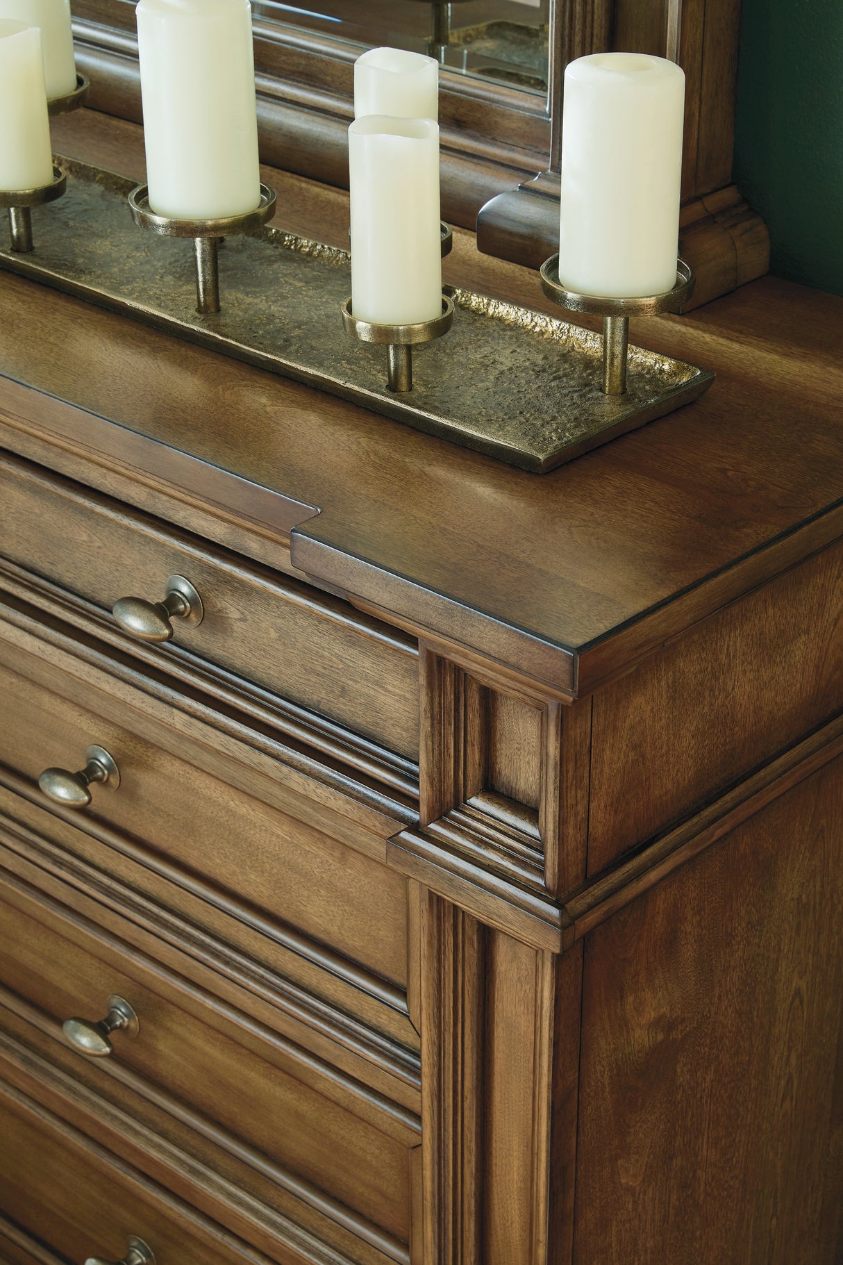 Frantanna Brown Dresser from Ashley - Luna Furniture