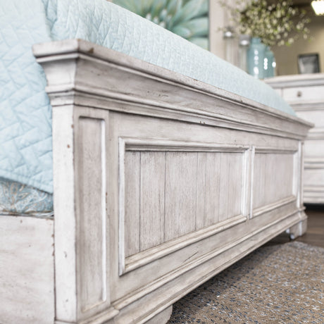 Highland Park King Bed, Cathedral White from Steve Silver - Luna Furniture
