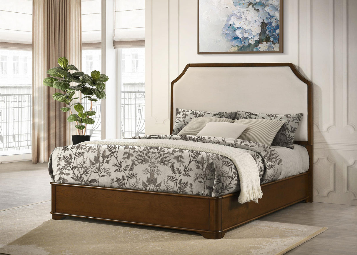 Garland Cream and Brown Cherry 58-inch Queen Panel Bed from Coaster - Luna Furniture