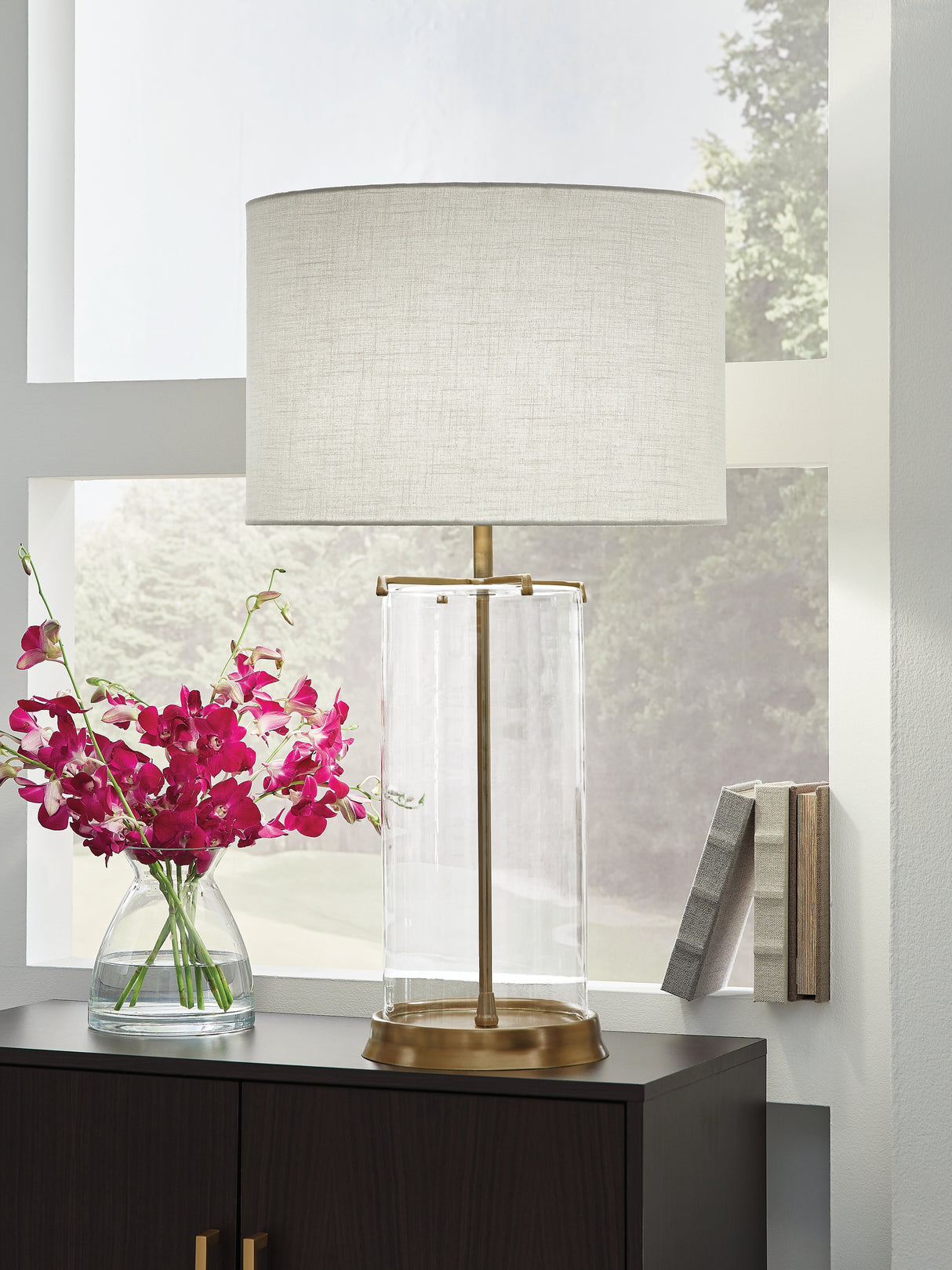 Gizeh Clear/Gold Finish Table Lamp from Ashley - Luna Furniture