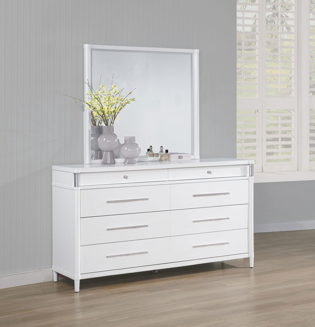 Gracemont White 8-Drawer Bedroom Dresser with Mirror from Coaster - Luna Furniture