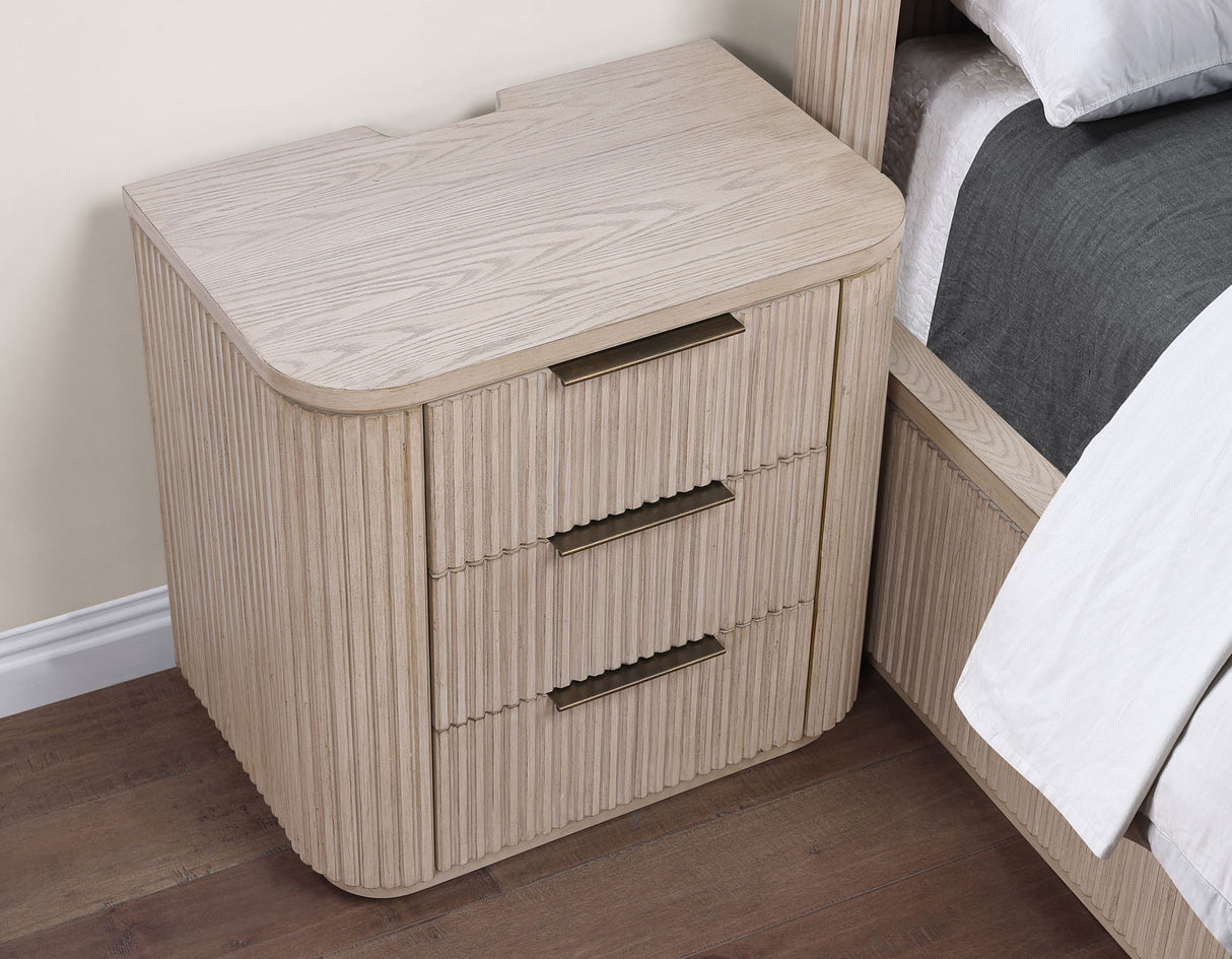 Henry Reeded Warm Tan Bedroom Set from Steve Silver - Luna Furniture