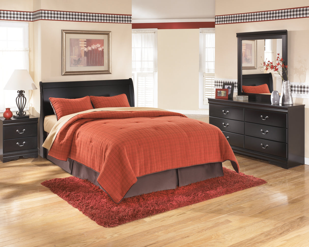 Huey Vineyard Black Queen Sleigh Headboard, Dresser, Mirror and Nightstand from Ashley - Luna Furniture