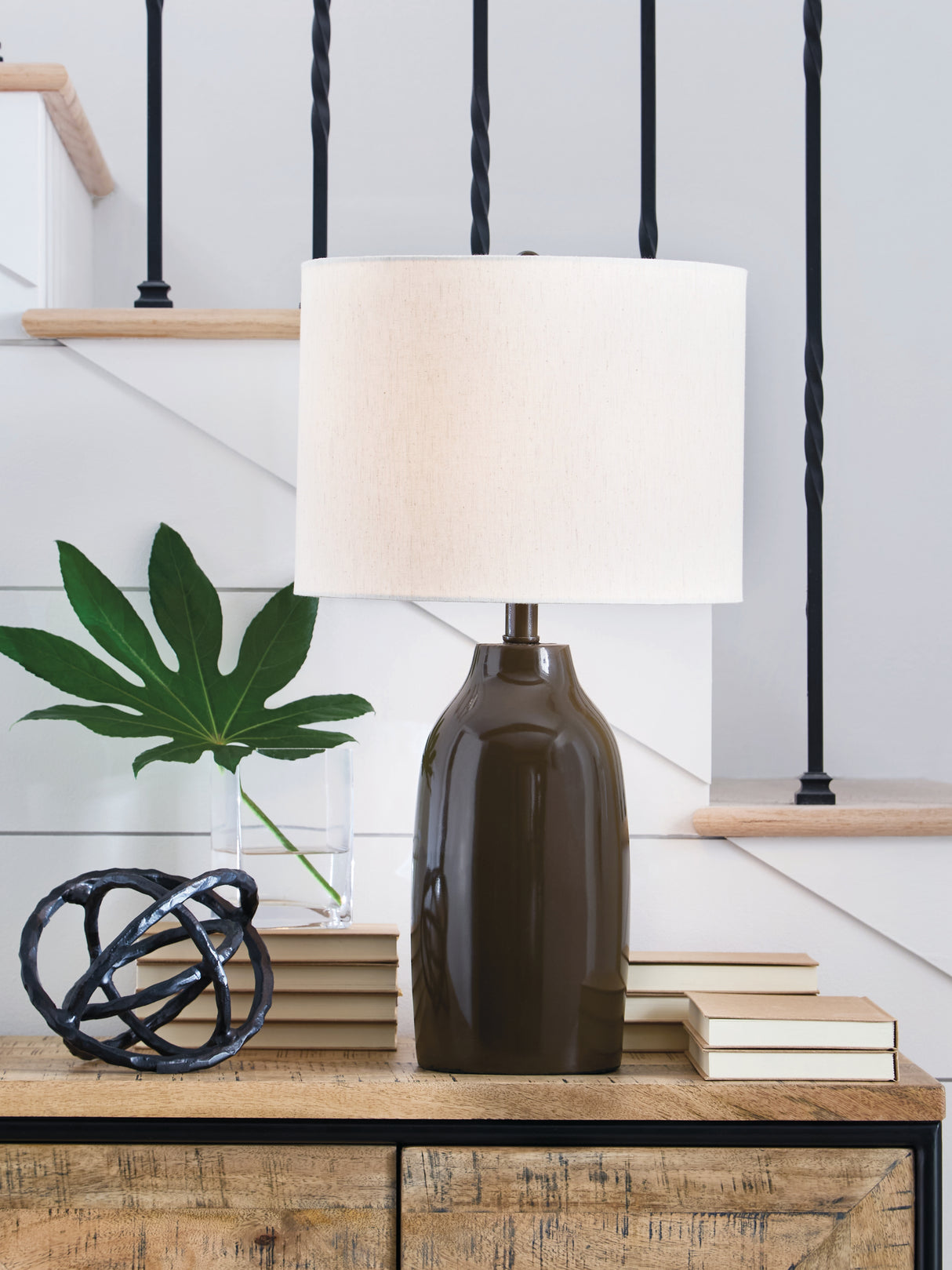 Jyler Brown Table Lamp from Ashley - Luna Furniture