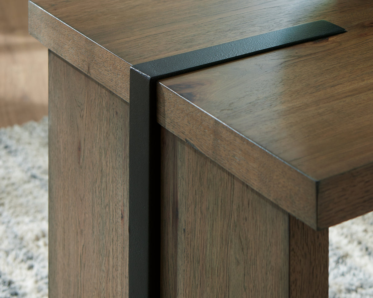 Kandinew Light Brown End Table from Ashley - Luna Furniture