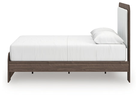 Kendanport White/Brown Queen Upholstered Bed, Dresser and Nightstand from Ashley - Luna Furniture