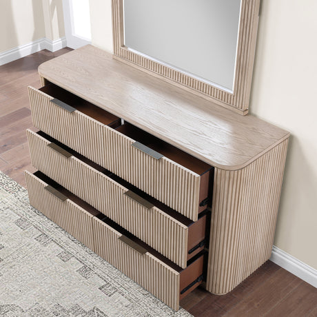 Henry Tan 4-Piece Reeded King Bedroom Set from Steve Silver - Luna Furniture