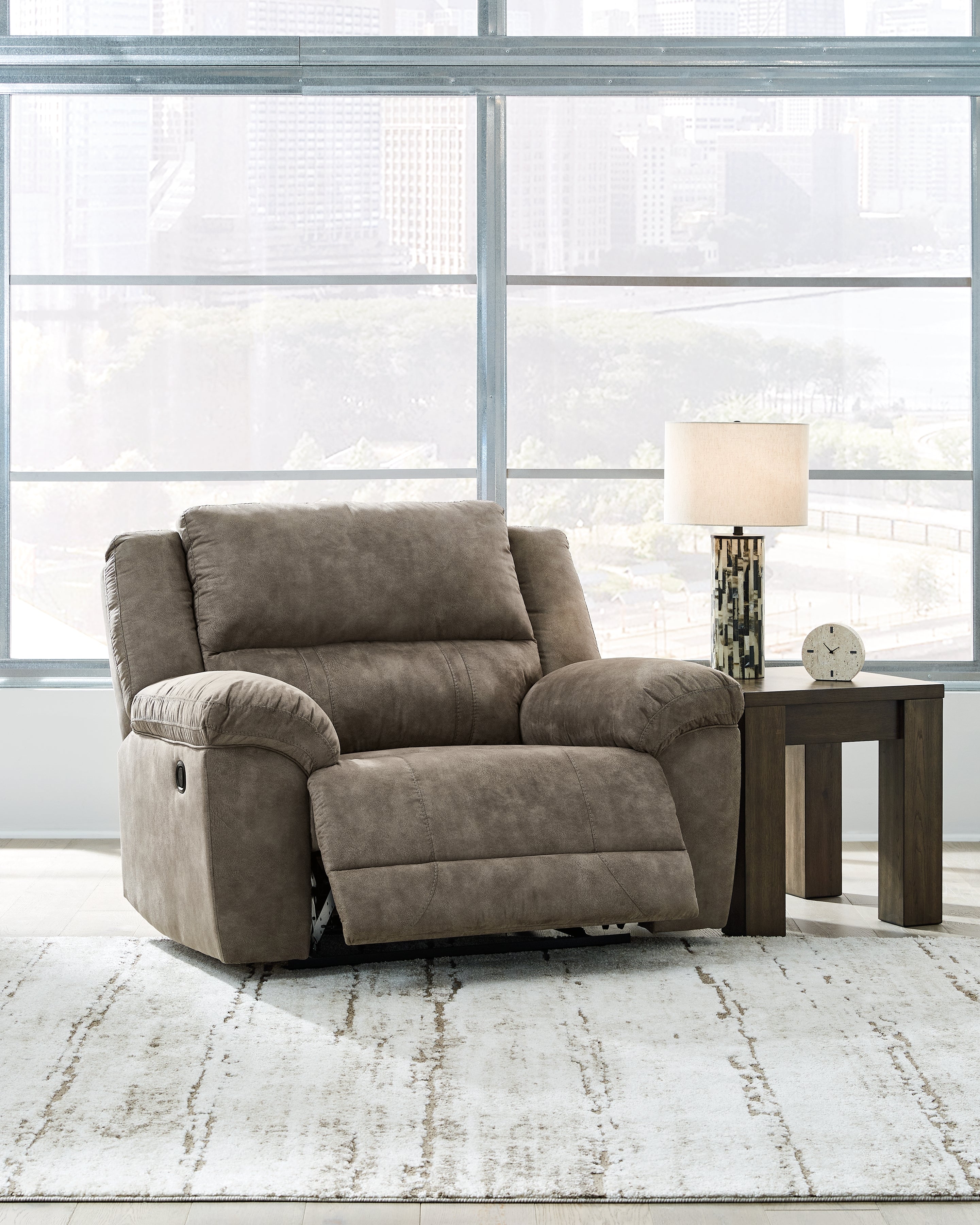 Laresview Fossil Oversized Recliner – Luna Furniture