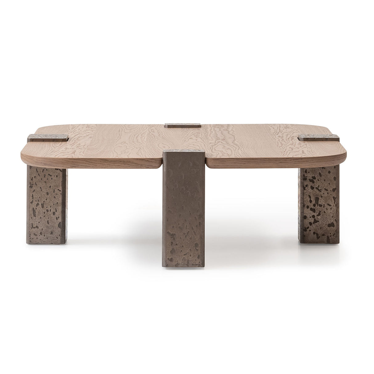 Bristol Point Saddle Brown Cocktail Table Large Saddle Brown from Michael Amini - Luna Furniture