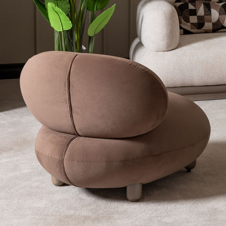 Bristol Point Saddle Brown Accent Chair Saddle Brown from Michael Amini - Luna Furniture