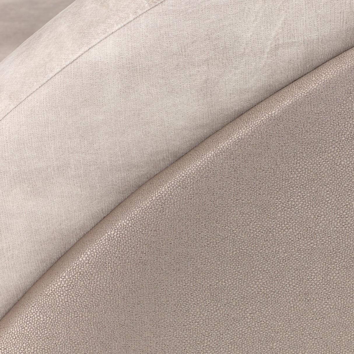 Mod Dream Rich Champagne Sofa from Michael Amini - Luna Furniture