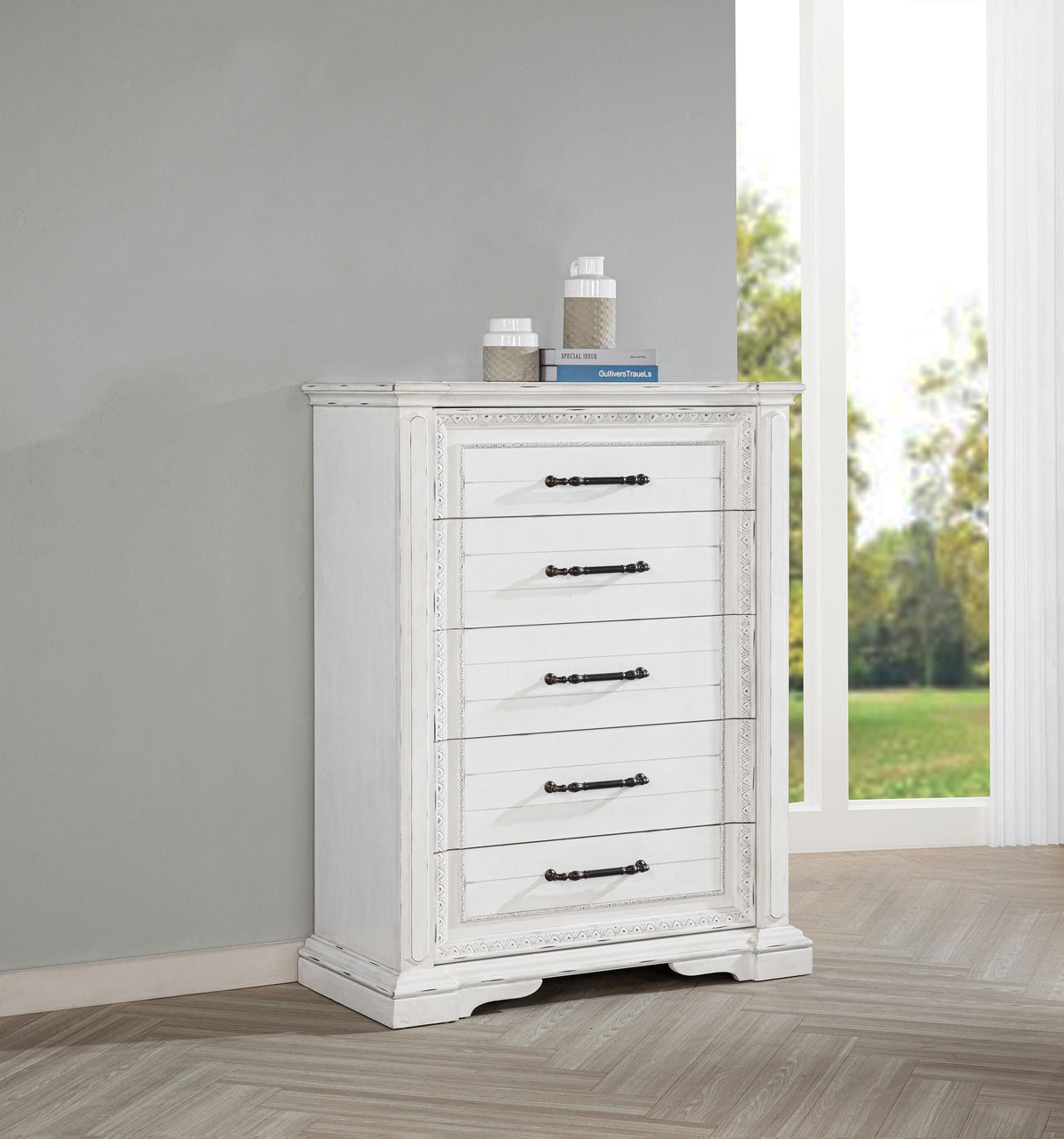 McKinney Vintage White 5-Drawer Bedroom Chest from Coaster - Luna Furniture
