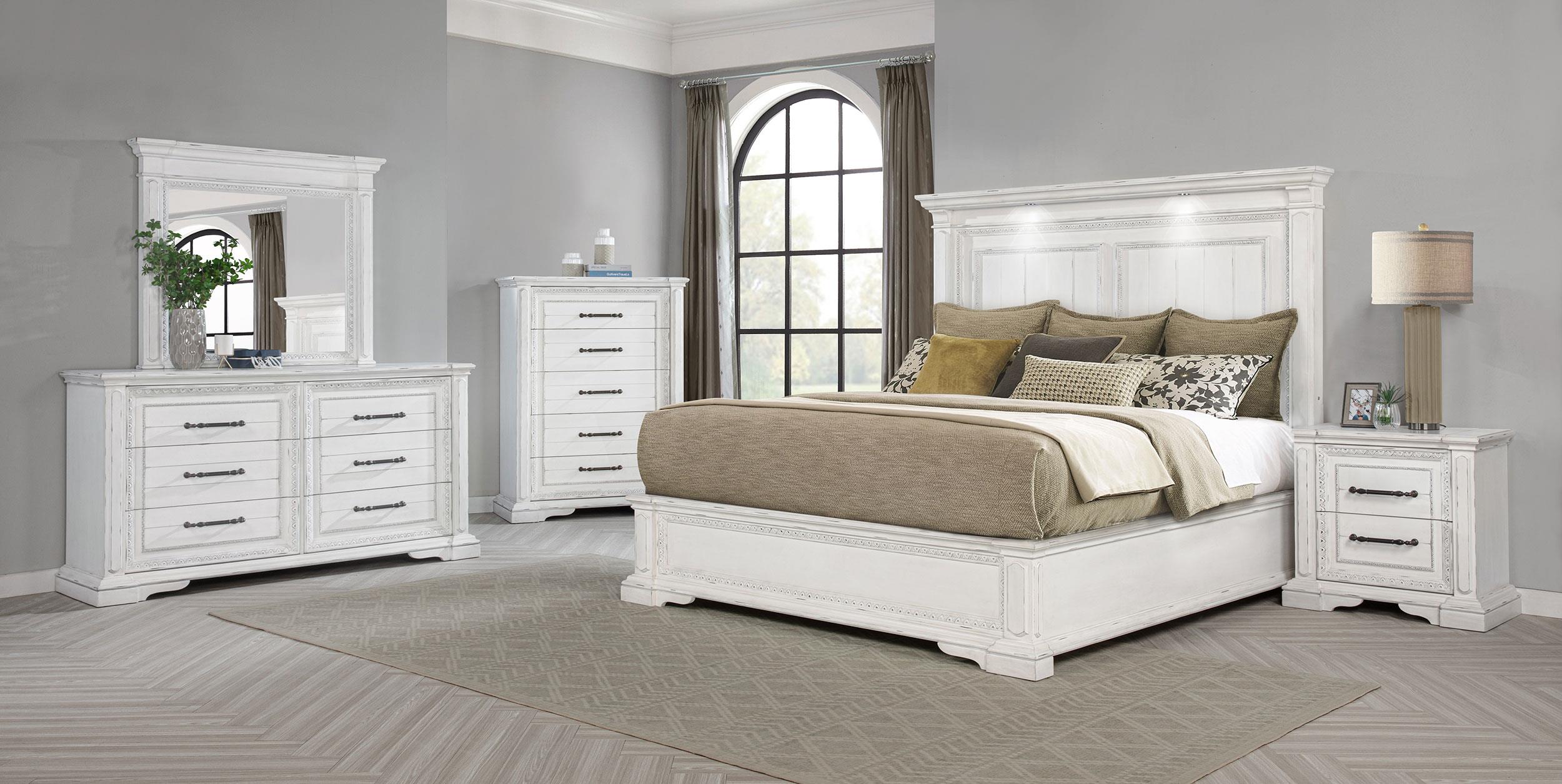 McKinney Vintage White 5-Piece California King Bedroom Set from Coaster - Luna Furniture