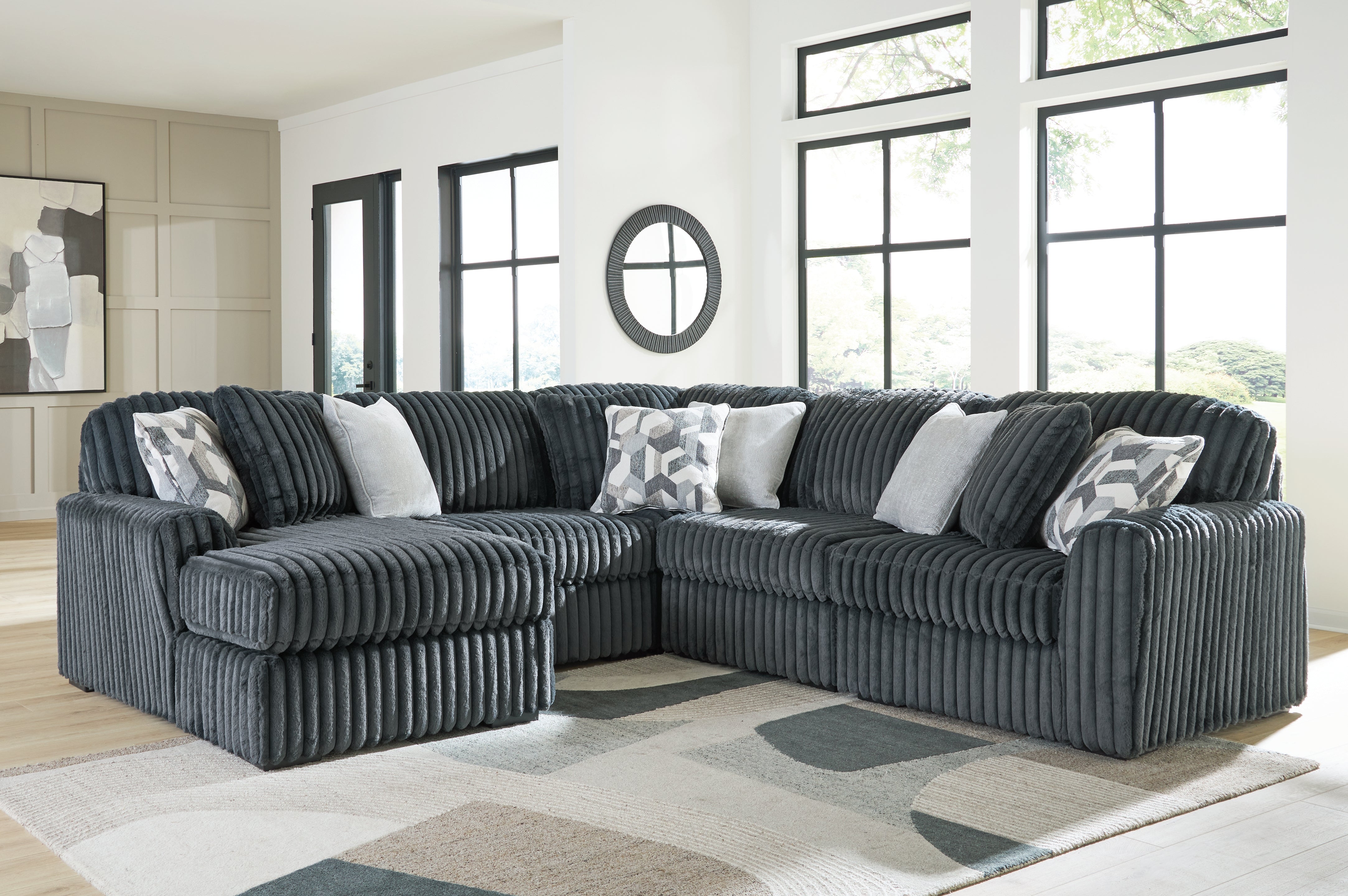 アガベ　クレイジネス Ashley Midnight-Madness Gunmetal 6-Piece Sectional with Chaise