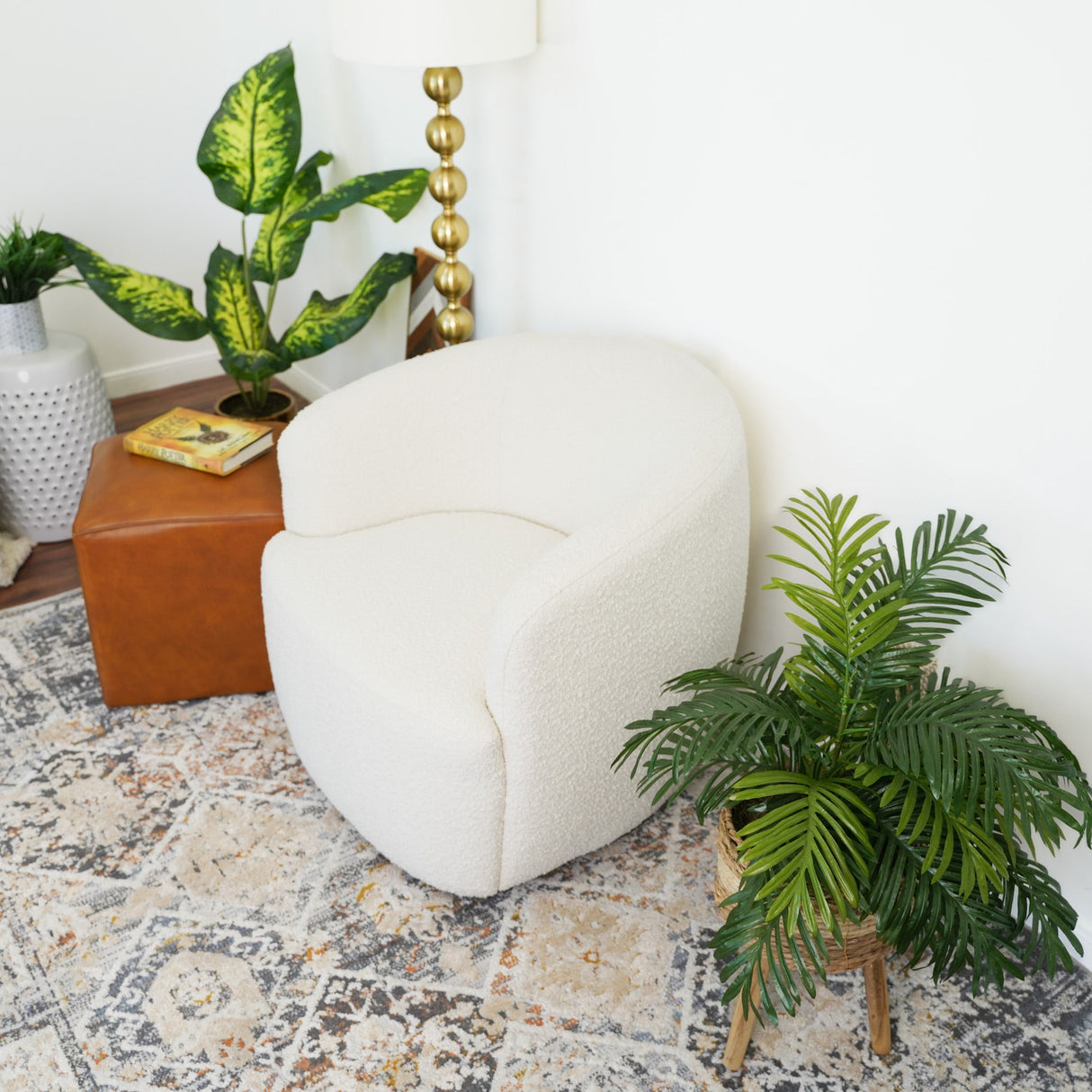 Mina White Boucle Swivel Chair from Midinmod - Luna Furniture