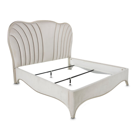 London Place Creamy Pearl Cal. King Bed from Michael Amini - Luna Furniture