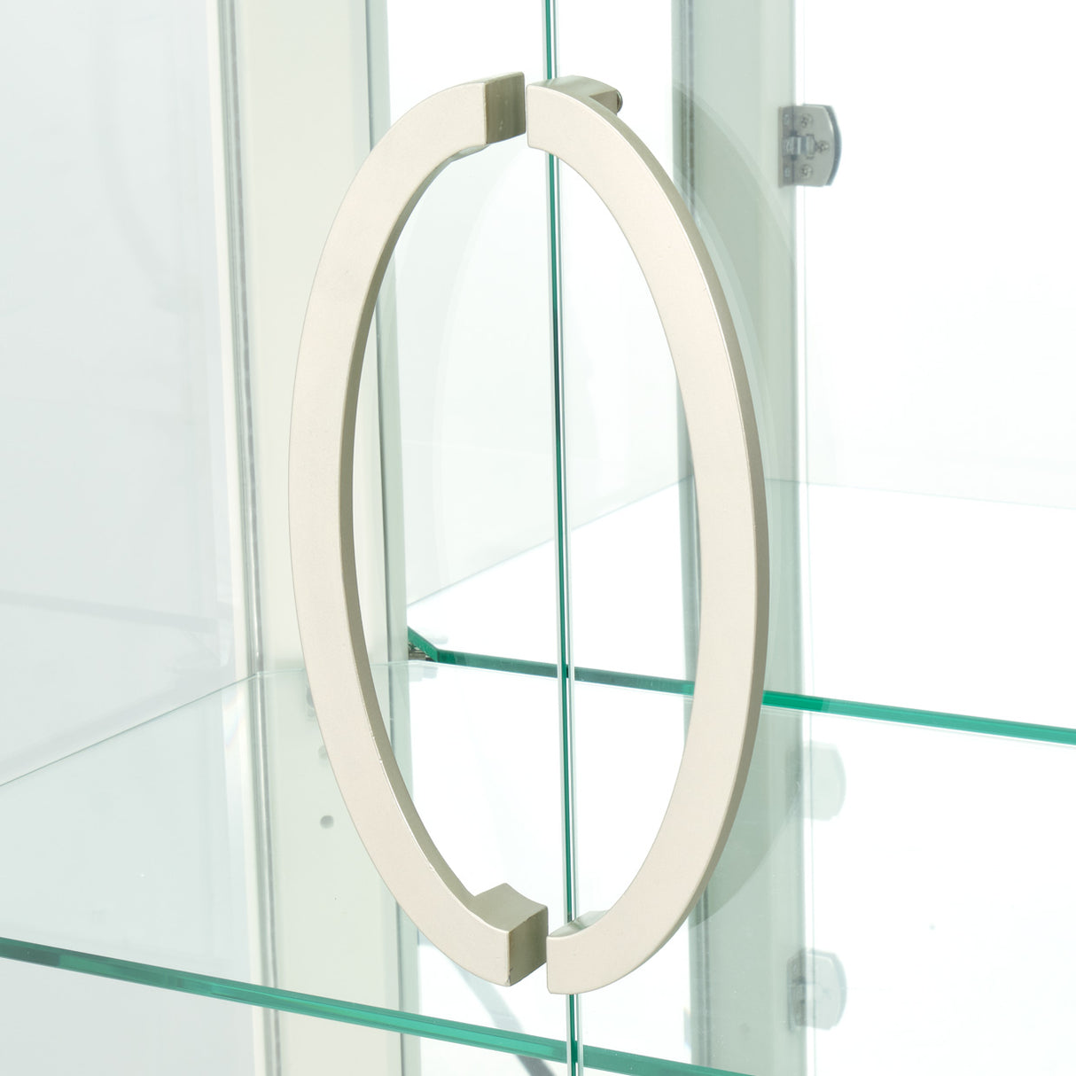 London Place Creamy Pearl Display Cabinet from Michael Amini - Luna Furniture