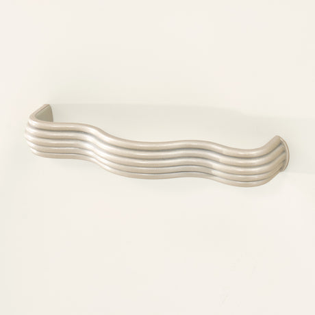 London Place Creamy Pearl Display Cabinet from Michael Amini - Luna Furniture