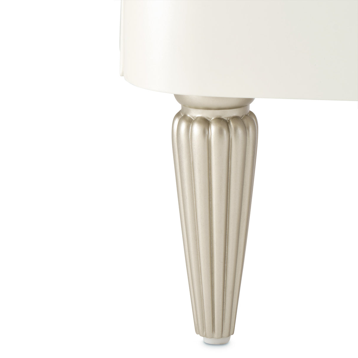 London Place Creamy Pearl Display Cabinet from Michael Amini - Luna Furniture