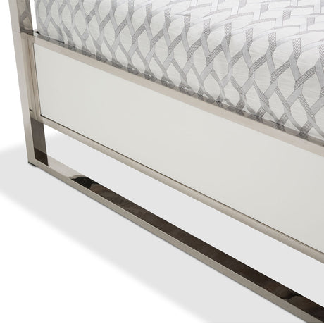 State St. Cal King Metal Canopy Bed (4 Pc) from Michael Amini - Luna Furniture