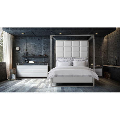 State St. Cal King Metal Canopy Bed (4 Pc) from Michael Amini - Luna Furniture