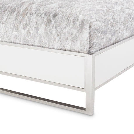 State St. Eastern King Short Metal Panel Bed (3 Pc) from Michael Amini - Luna Furniture