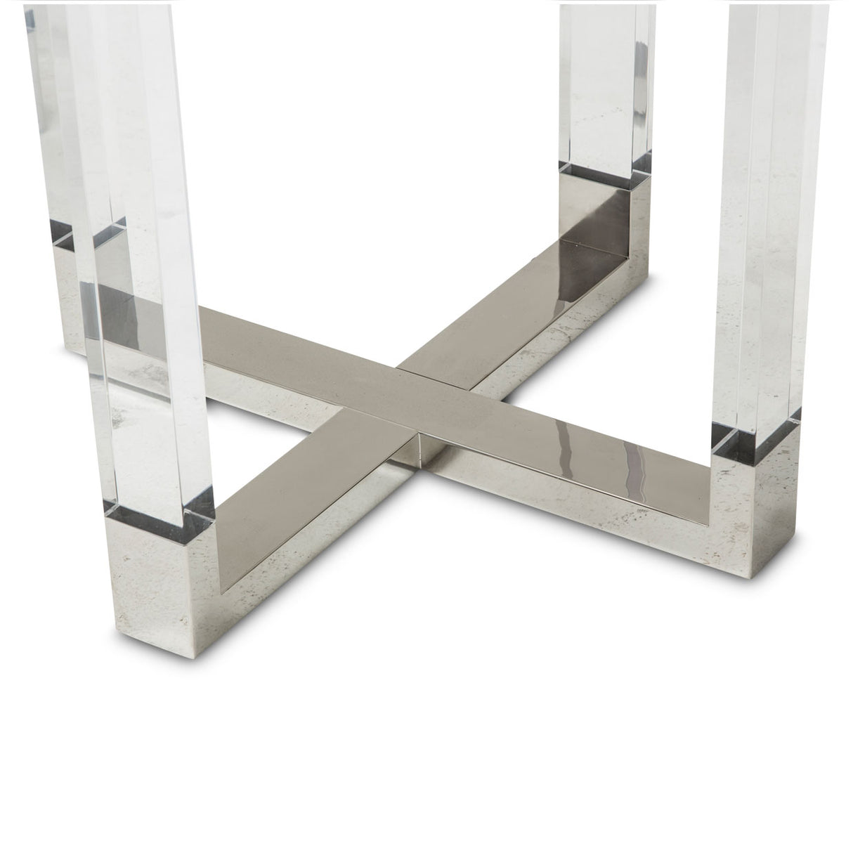 State St. Round Dining Table with Glass Insert