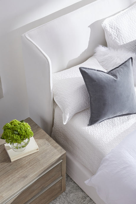 Stewart Standard King Bed in Livesmart Peyton-Pearl, Natural Gray Oak from Essentials For Living - Luna Furniture