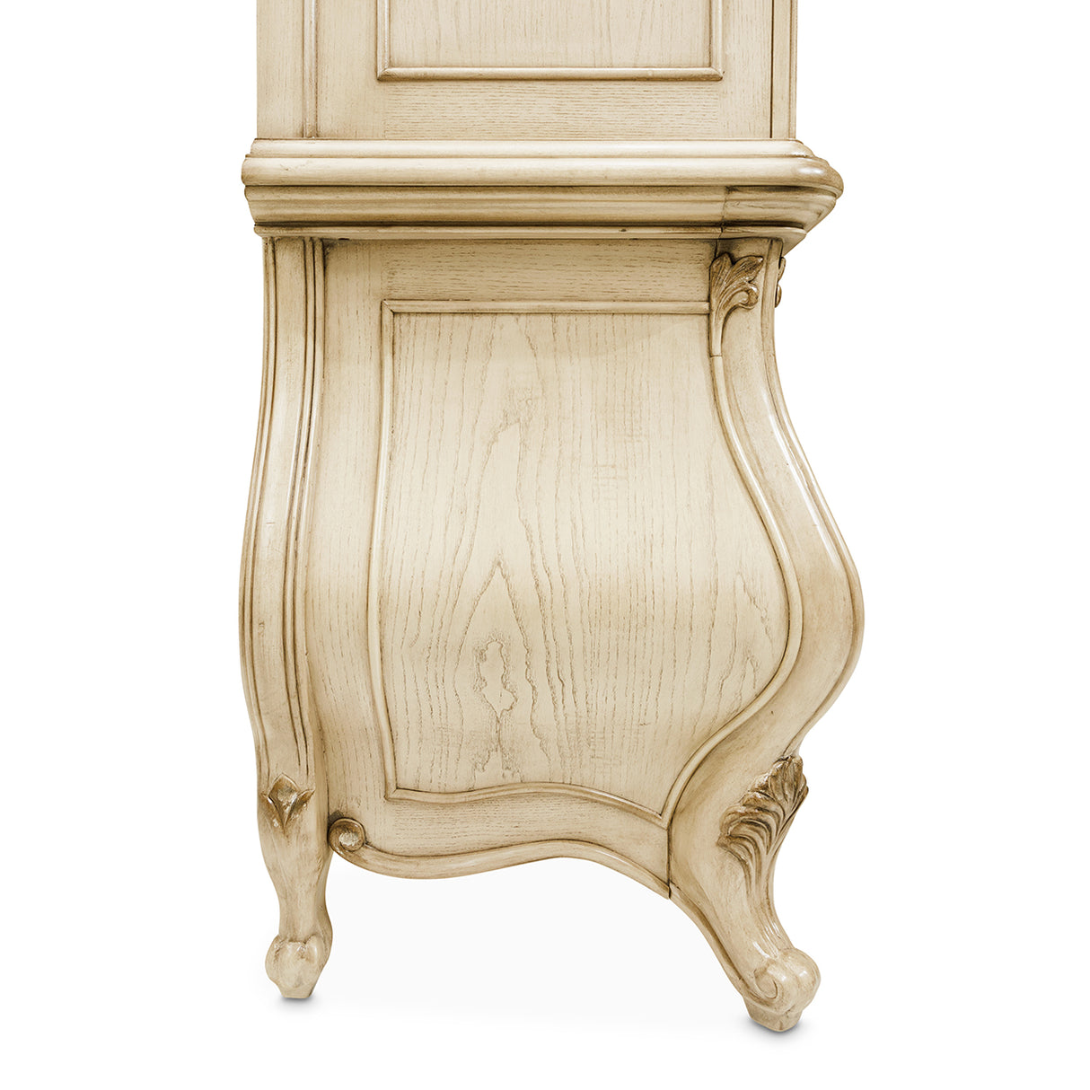 Platine De Royale Champagne 6-Drawer Chest