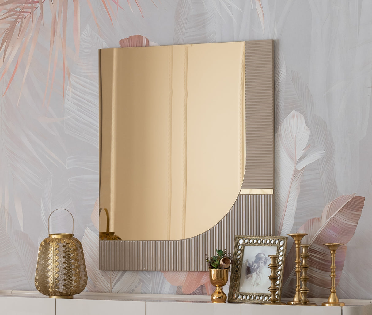 Orsino Accent Mirror from Luna Luxury - Luna Furniture