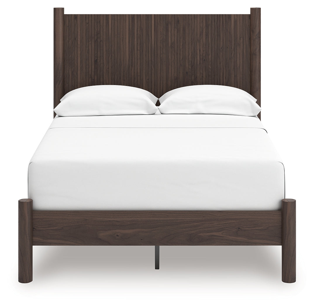 Pamytta Brown Full Panel Platform Bed from Ashley - Luna Furniture
