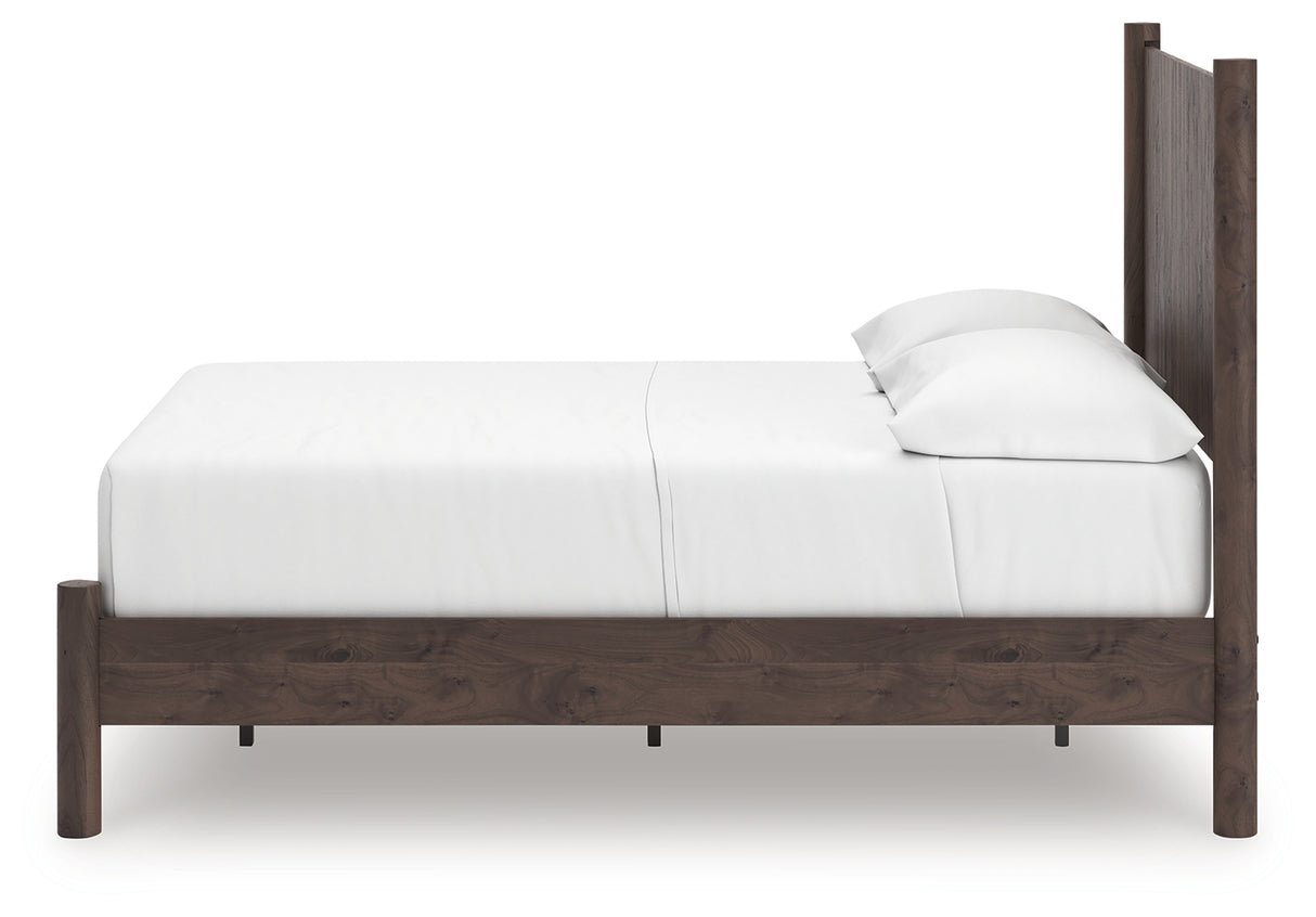 Pamytta Brown Full Panel Platform Bed from Ashley - Luna Furniture