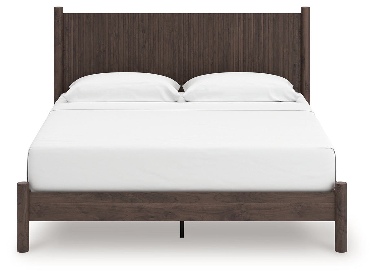 Pamytta Brown King Panel Platform Bed from Ashley - Luna Furniture