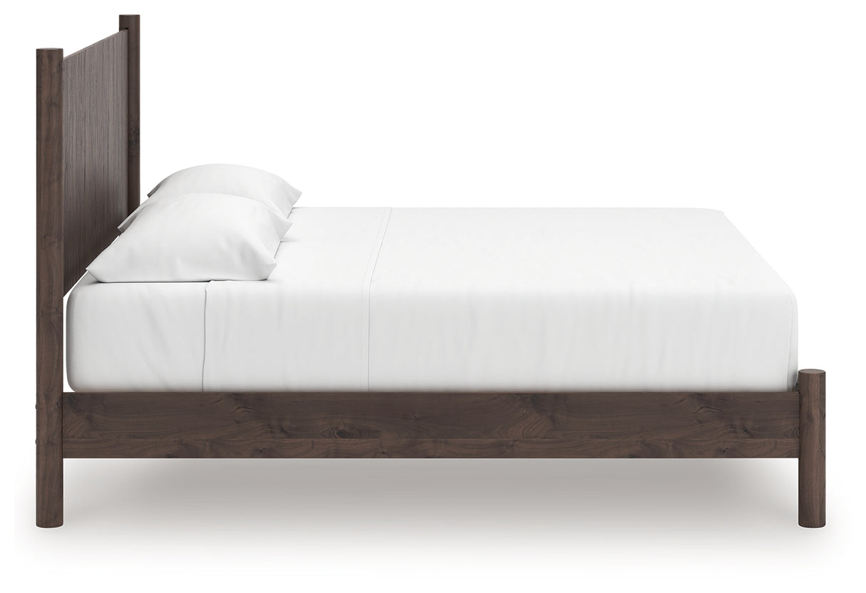 Pamytta Brown King Panel Platform Bed from Ashley - Luna Furniture