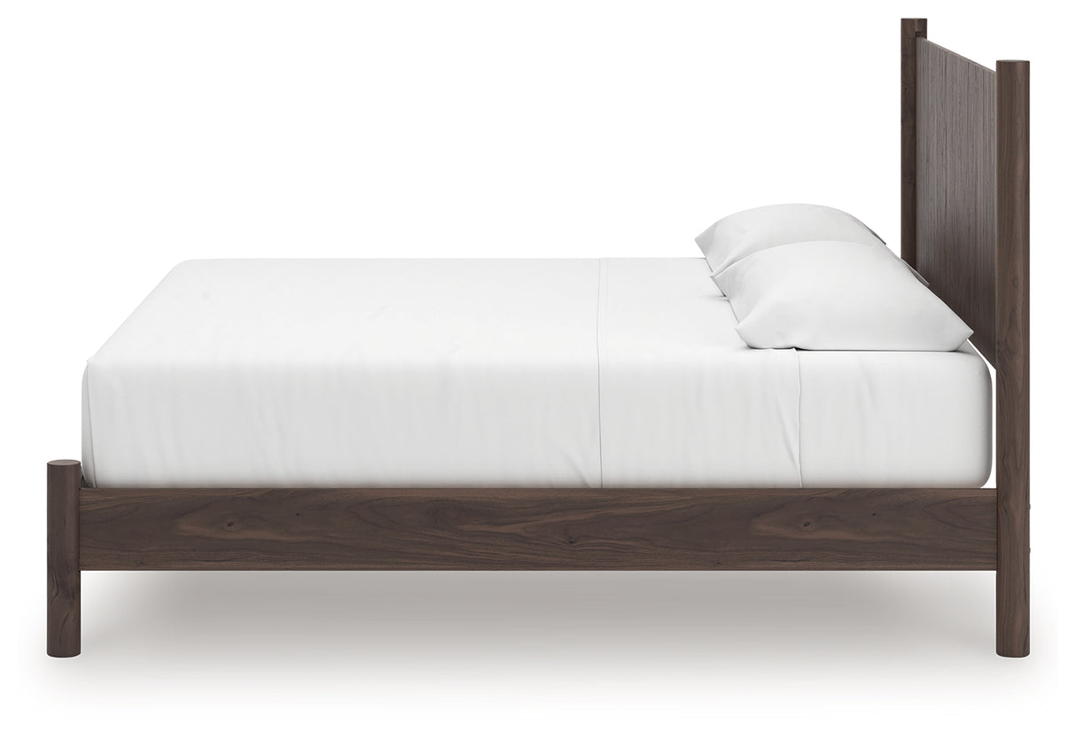 Pamytta Brown King Panel Platform Bed from Ashley - Luna Furniture
