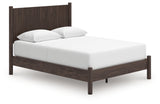 Pamytta Brown Queen Panel Platform Bed from Ashley Furniture - Luna Furniture