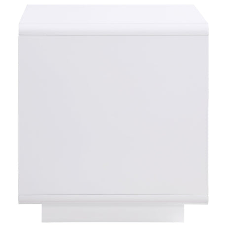 Paseo White High Gloss Square End Table from Coaster - Luna Furniture