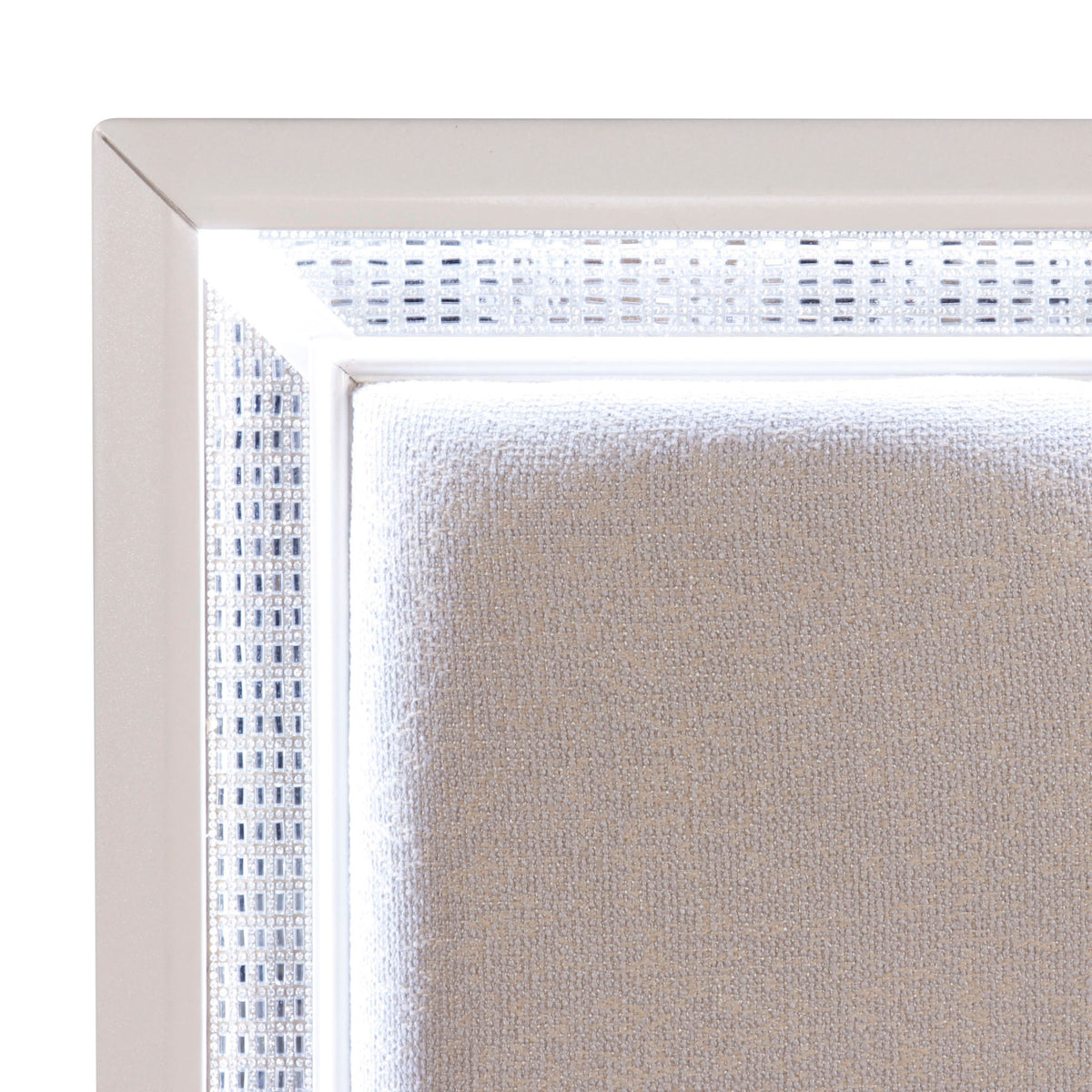 Cassie Illuminating King Bed, Shimmering Pearl Finish from Steve Silver - Luna Furniture